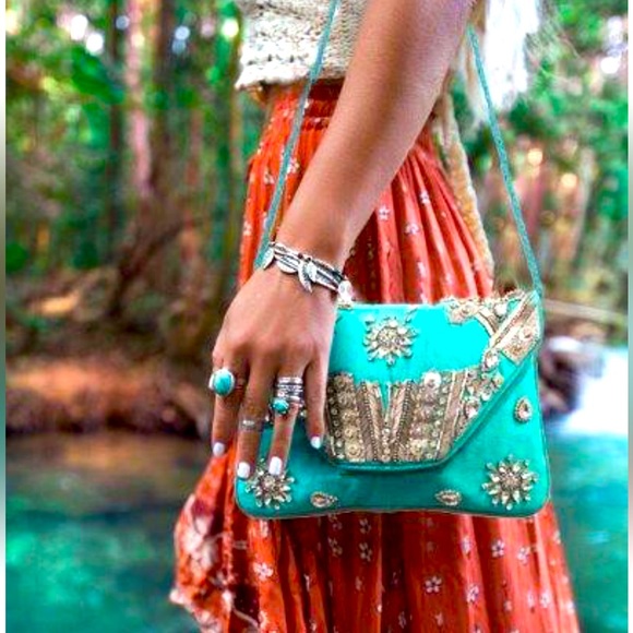 NWT Crystal Canvas Bohemian Clutch Crossbody Leather Woven Strap - Turquoise - Picture 2 of 7
